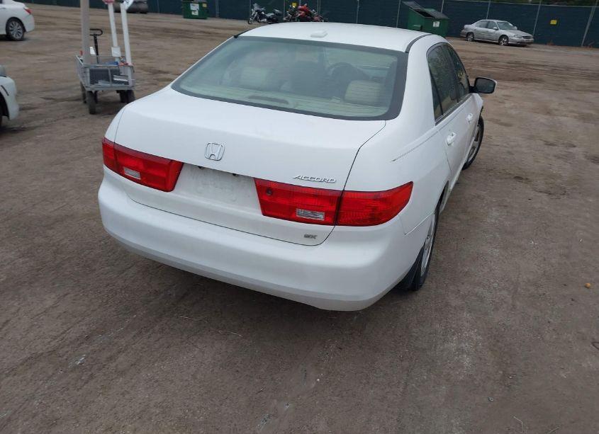 Photo 4 of 2005 Honda Accord 2.4 EX (VIN 1HGCM56895A079912)