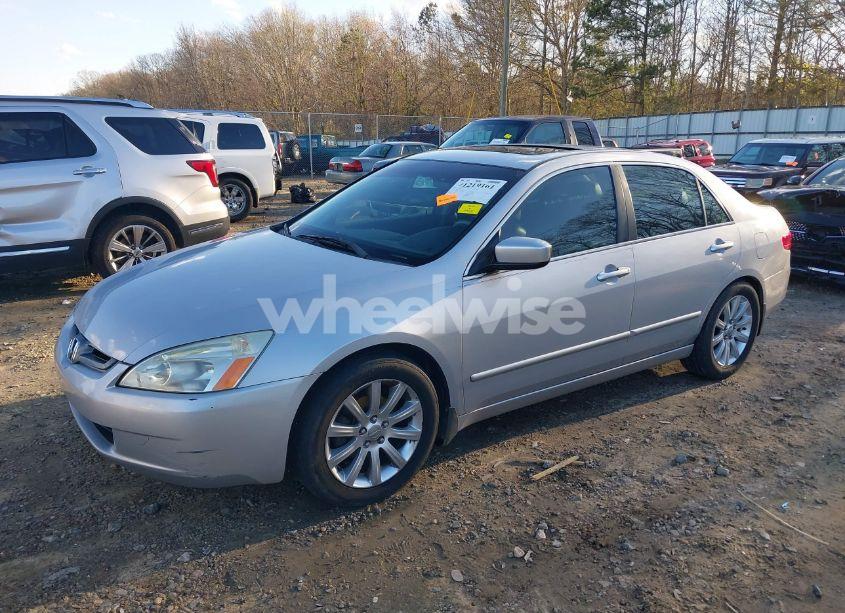 Photo 2 of 2005 Honda Accord 2.4 EX (VIN 1HGCM56895A134326)