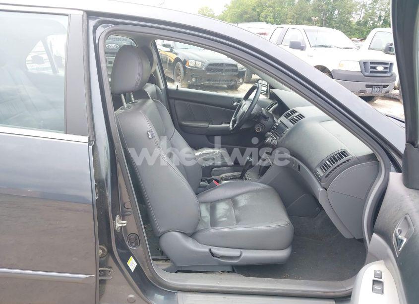 Photo 5 of 2005 Honda Accord 2.4 EX (VIN 1HGCM56895A144578)