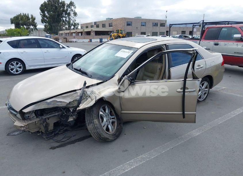 Photo 2 of 2006 Honda Accord 2.4 EX (VIN 1HGCM56896A018495)