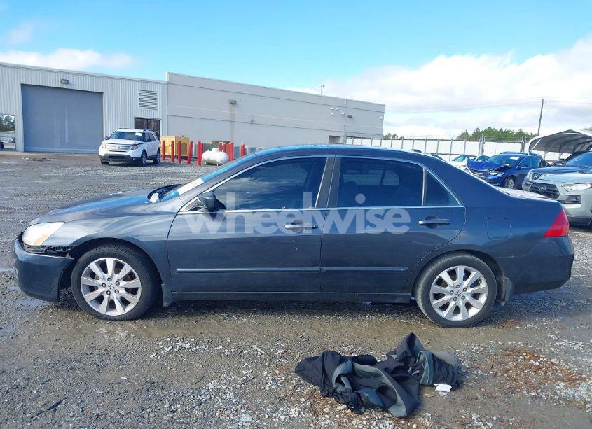 Photo 14 of 2006 Honda Accord 2.4 EX (VIN 1HGCM56896A076946)