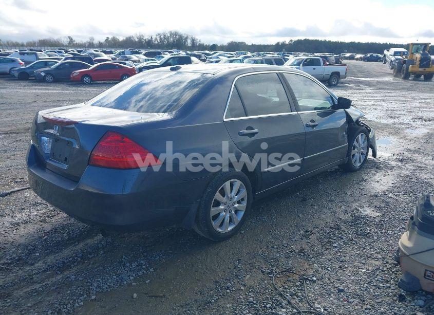 Photo 4 of 2006 Honda Accord 2.4 EX (VIN 1HGCM56896A076946)