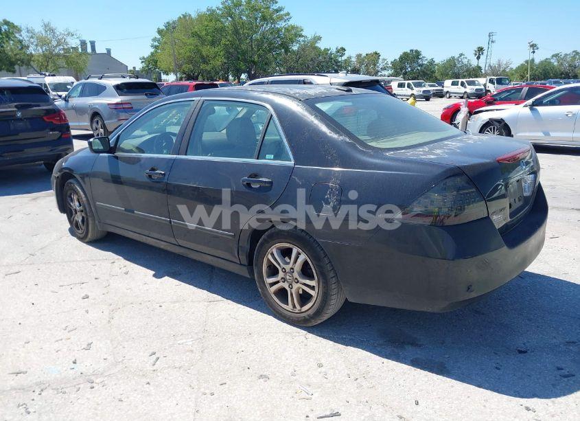 Photo 3 of 2006 Honda Accord 2.4 EX (VIN 1HGCM56896A182944)