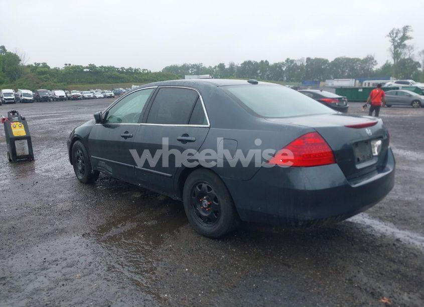 Photo 3 of 2007 Honda Accord 2.4 EX (VIN 1HGCM56897A109915)