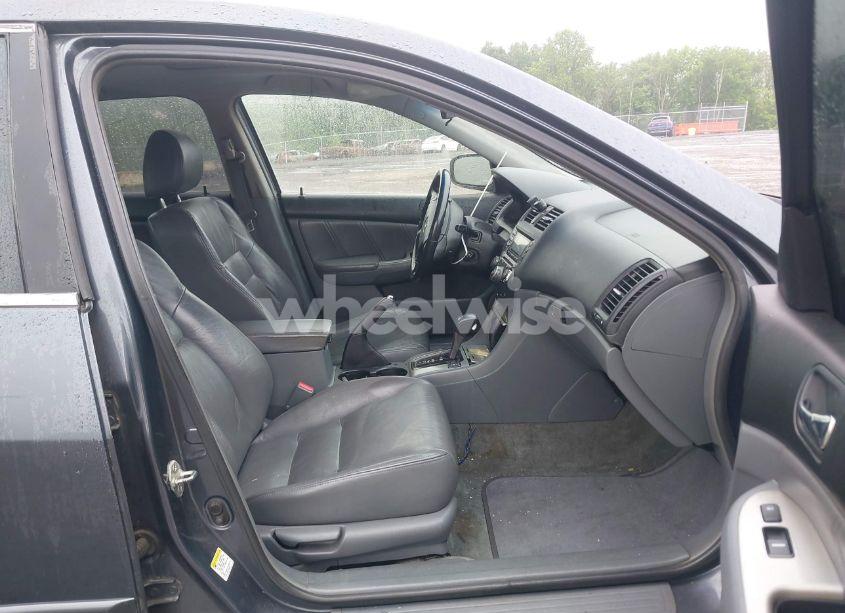 Photo 5 of 2007 Honda Accord 2.4 EX (VIN 1HGCM56897A109915)