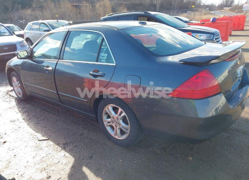 Photo 3 of 2007 Honda Accord 2.4 EX (VIN 1HGCM56897A133986)