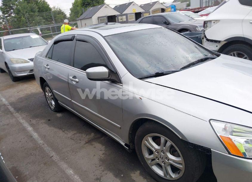 Photo 12 of 2007 Honda Accord 2.4 EX (VIN 1HGCM56897A135995)