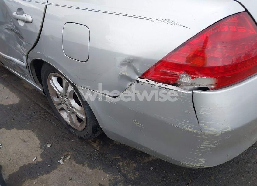 Photo 19 of 2007 Honda Accord 2.4 EX (VIN 1HGCM56897A135995)