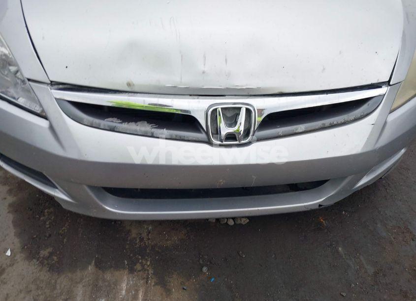 Photo 6 of 2007 Honda Accord 2.4 EX (VIN 1HGCM56897A135995)
