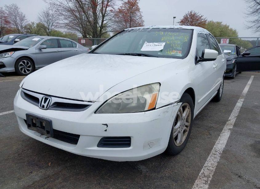 Photo 2 of 2007 Honda Accord 2.4 EX (VIN 1HGCM56897A182704)