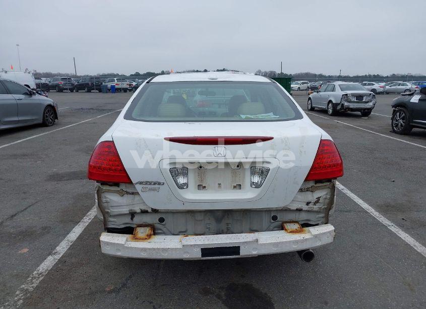 Photo 6 of 2007 Honda Accord 2.4 EX (VIN 1HGCM56897A182704)