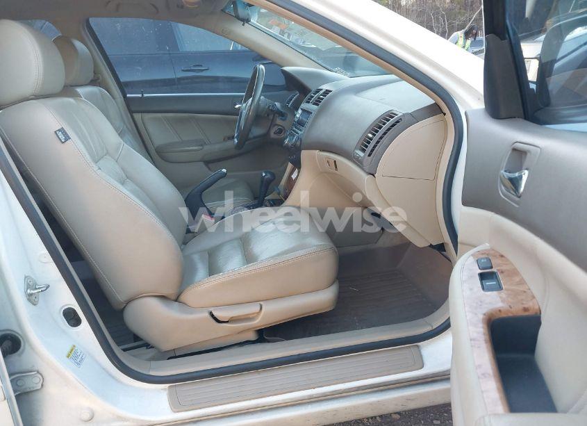 Photo 5 of 2004 Honda Accord 2.4 EX (VIN 1HGCM568X4A027770)