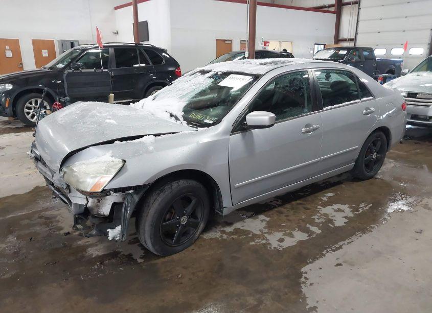 Photo 2 of 2005 Honda Accord 2.4 EX (VIN 1HGCM568X5A003986)