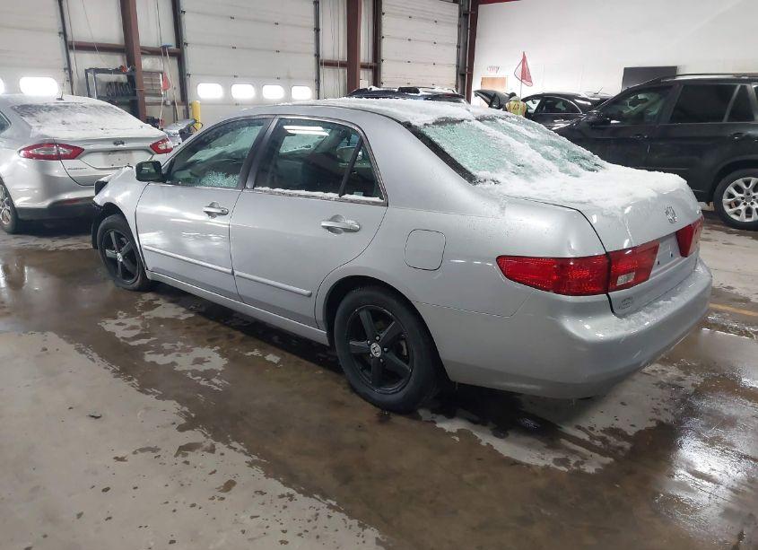 Photo 3 of 2005 Honda Accord 2.4 EX (VIN 1HGCM568X5A003986)