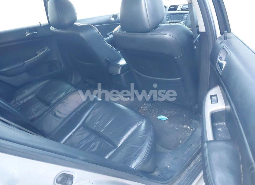 Photo 8 of 2005 Honda Accord 2.4 EX (VIN 1HGCM568X5A037751)