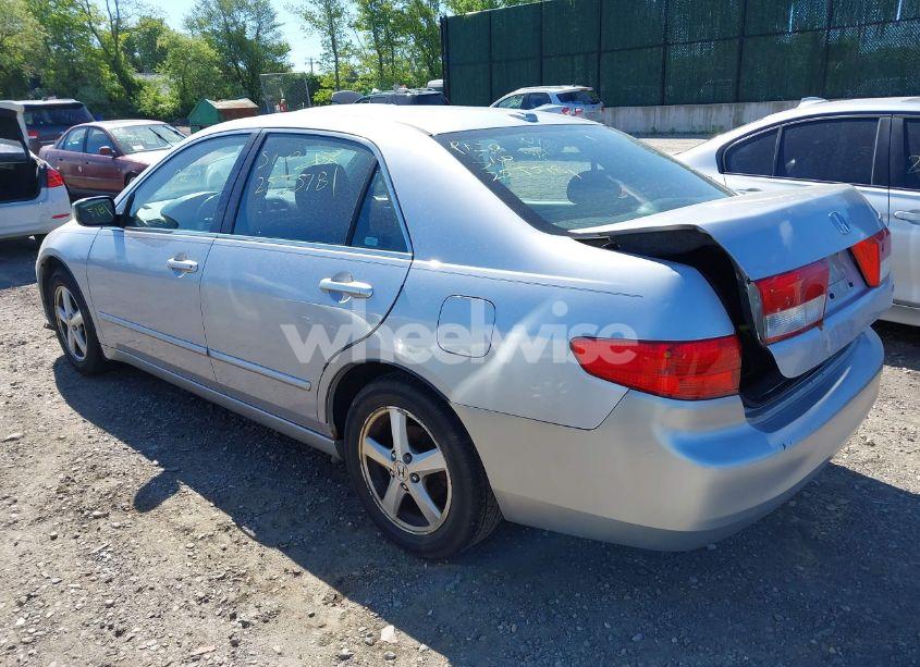 Photo 3 of 2005 Honda Accord 2.4 EX (VIN 1HGCM568X5A038950)