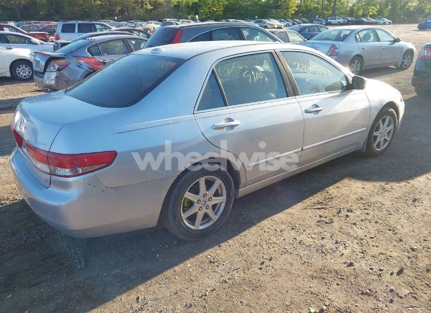 Photo 4 of 2005 Honda Accord 2.4 EX (VIN 1HGCM568X5A039127)