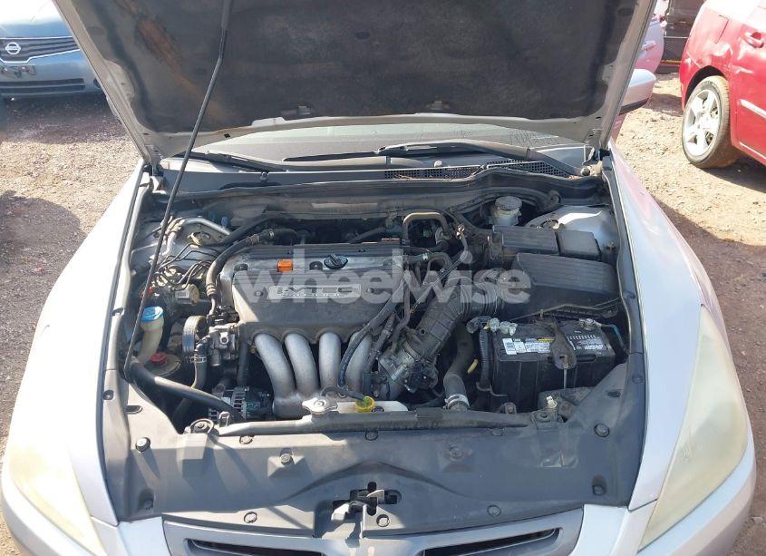 Photo 10 of 2005 Honda Accord 2.4 EX (VIN 1HGCM568X5A092605)