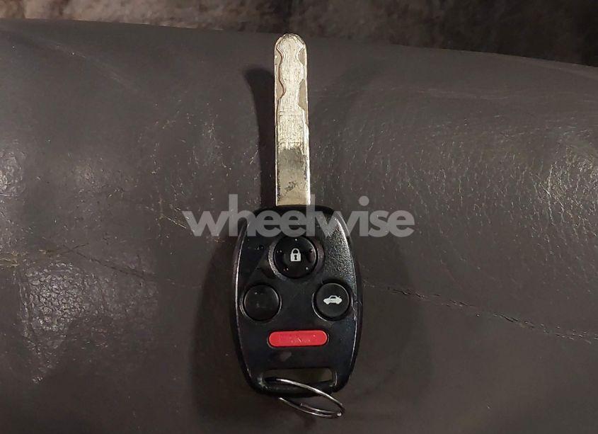 Photo 11 of 2005 Honda Accord 2.4 EX (VIN 1HGCM568X5A100900)