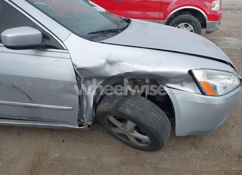 Photo 6 of 2005 Honda Accord 2.4 EX (VIN 1HGCM568X5A120385)