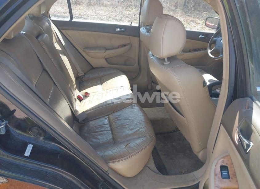 Photo 8 of 2005 Honda Accord 2.4 EX (VIN 1HGCM568X5A153533)