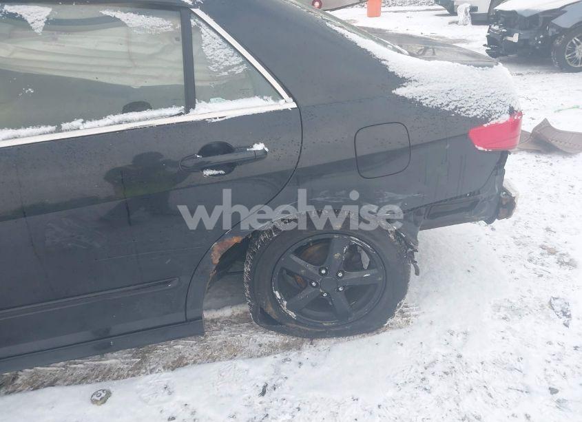 Photo 6 of 2005 Honda Accord 2.4 EX (VIN 1HGCM568X5A153547)