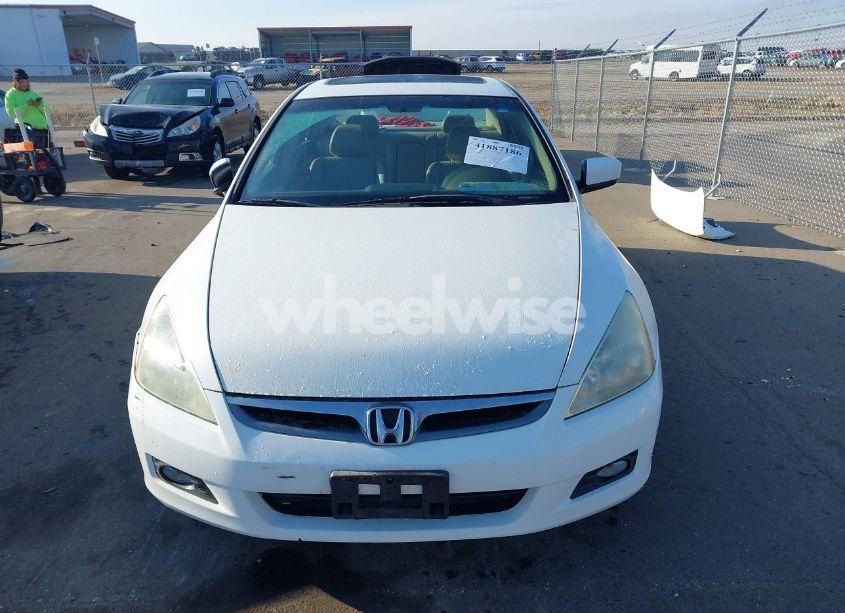 Photo 13 of 2006 Honda Accord 2.4 EX (VIN 1HGCM568X6A007831)