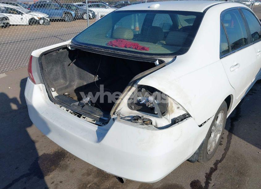 Photo 6 of 2006 Honda Accord 2.4 EX (VIN 1HGCM568X6A007831)