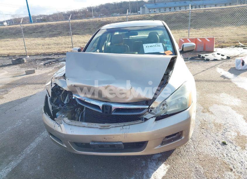 Photo 11 of 2006 Honda Accord 2.4 EX (VIN 1HGCM568X6A030283)