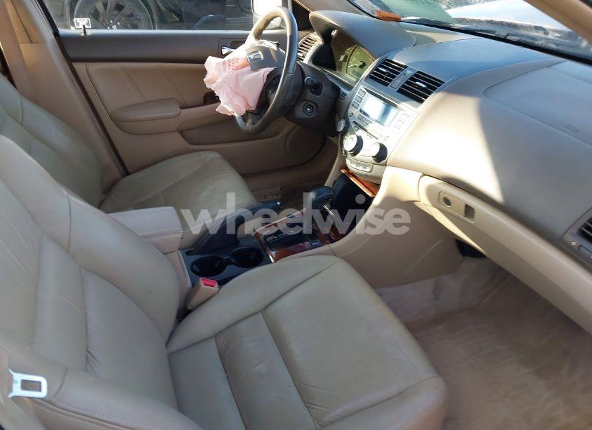 Photo 5 of 2006 Honda Accord 2.4 EX (VIN 1HGCM568X6A030283)