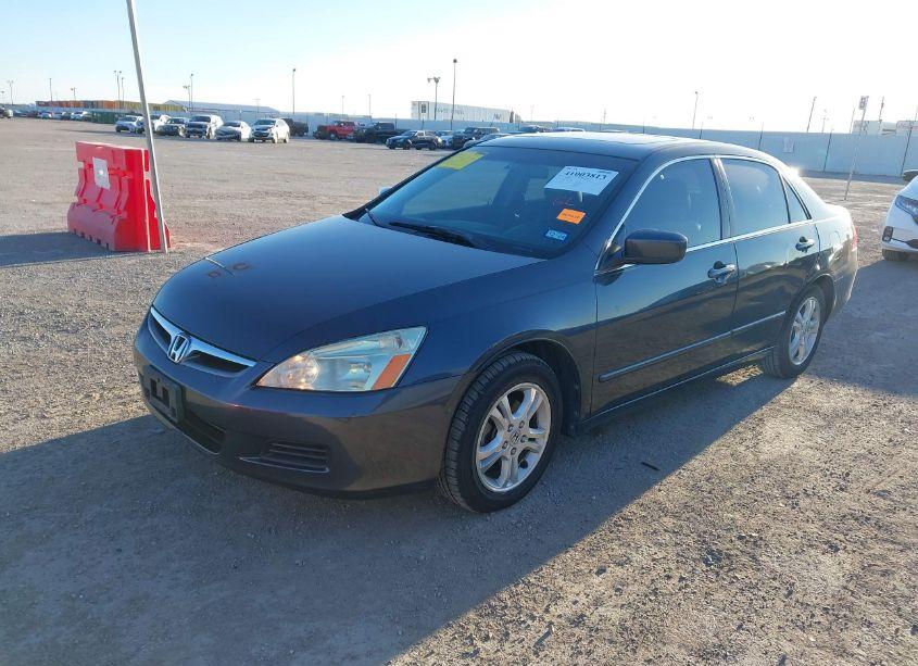 Photo 2 of 2006 Honda Accord 2.4 EX (VIN 1HGCM568X6A039727)