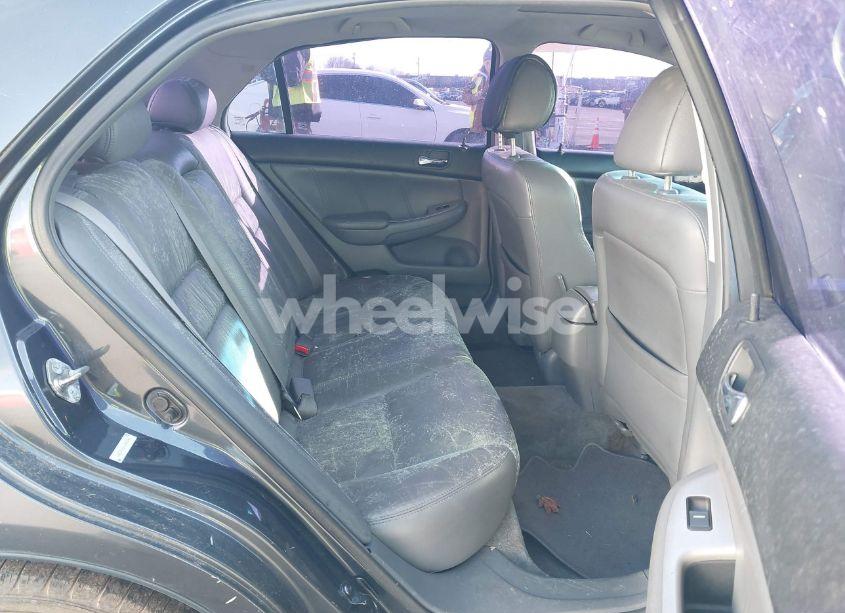 Photo 8 of 2006 Honda Accord 2.4 EX (VIN 1HGCM568X6A060352)