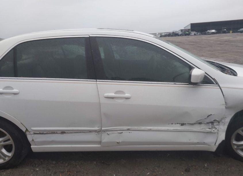 Photo 13 of 2006 Honda Accord 2.4 EX (VIN 1HGCM568X6A140816)