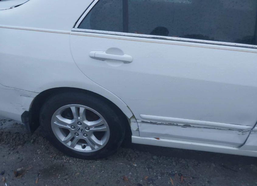 Photo 18 of 2006 Honda Accord 2.4 EX (VIN 1HGCM568X6A140816)