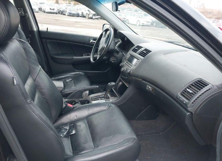 Photo 5 of 2007 Honda Accord 2.4 EX (VIN 1HGCM568X7A028373)