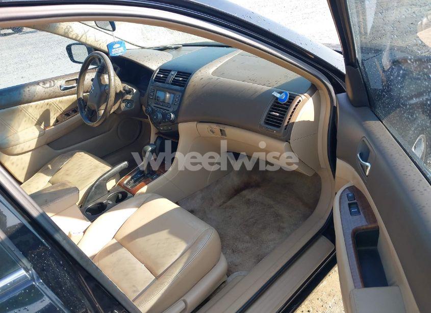 Photo 5 of 2007 Honda Accord 2.4 EX (VIN 1HGCM568X7A032729)