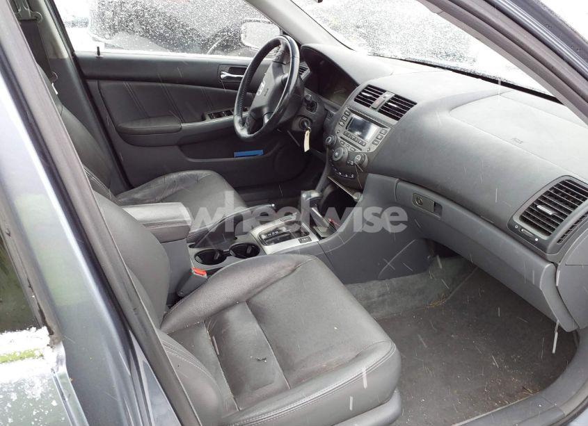 Photo 5 of 2007 Honda Accord 2.4 EX (VIN 1HGCM568X7A150876)
