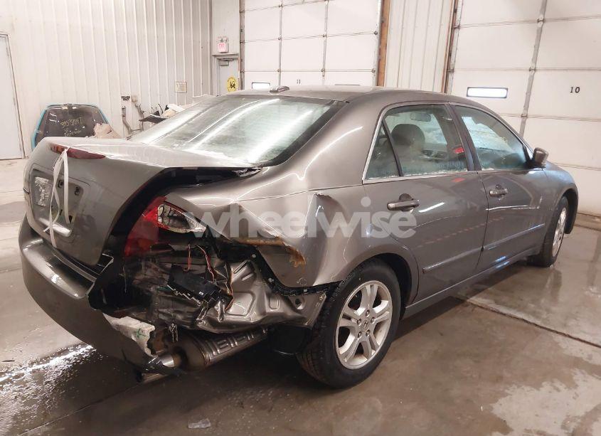 Photo 4 of 2007 Honda Accord 2.4 EX (VIN 1HGCM568X7A189306)