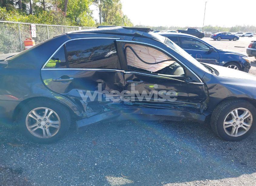 Photo 6 of 2007 Honda Accord 2.4 EX (VIN 1HGCM568X7A220568)