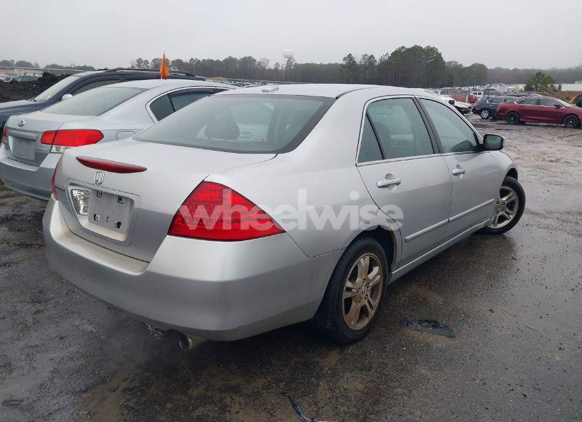 Photo 4 of 2007 Honda Accord 2.4 EX (VIN 1HGCM568X7A225222)