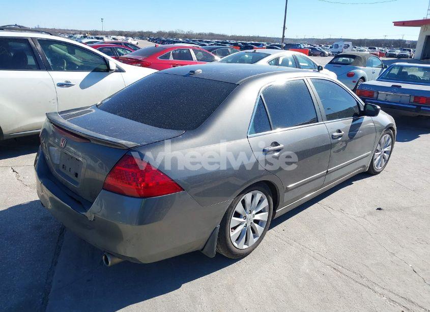 Photo 4 of 2006 Honda Accord 3.0 EX (VIN 1HGCM65546A049182)