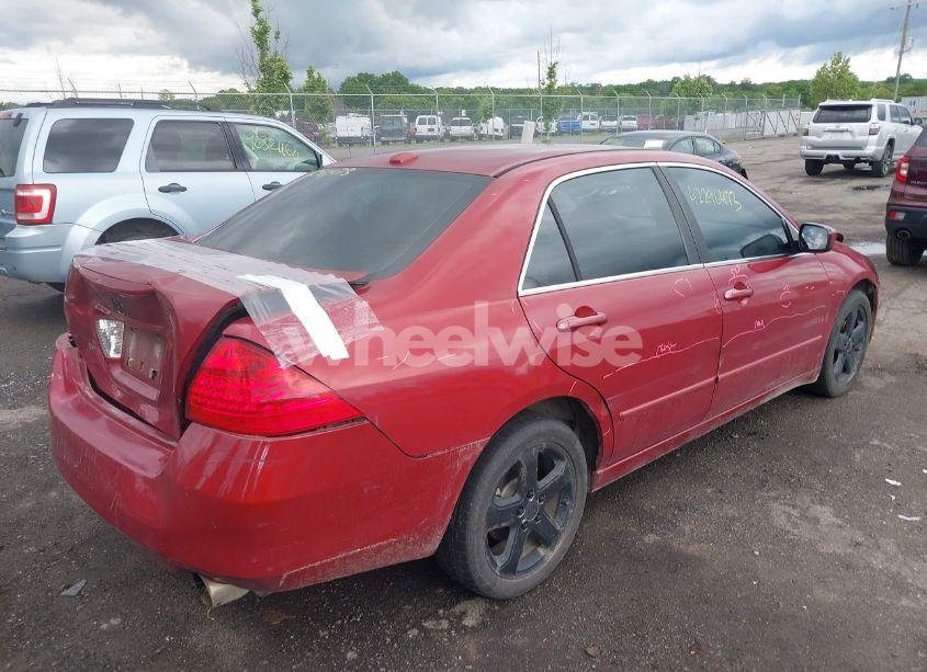 Photo 4 of 2007 Honda Accord 3.0 EX (VIN 1HGCM65567A003449)