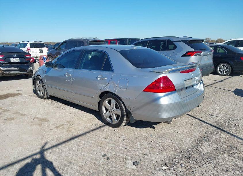 Photo 3 of 2007 Honda Accord 3.0 EX (VIN 1HGCM65567A092259)