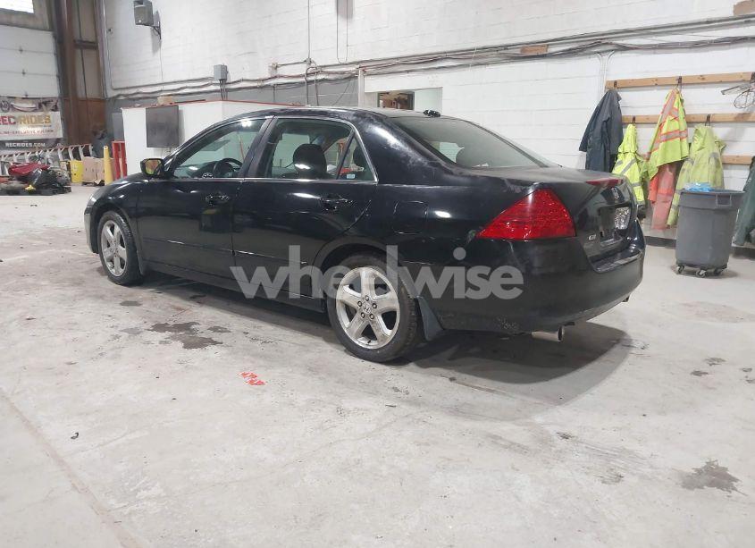 Photo 3 of 2007 Honda Accord 3.0 EX (VIN 1HGCM65807A019396)