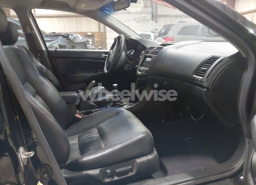 Photo 5 of 2007 Honda Accord 3.0 EX (VIN 1HGCM65807A019396)