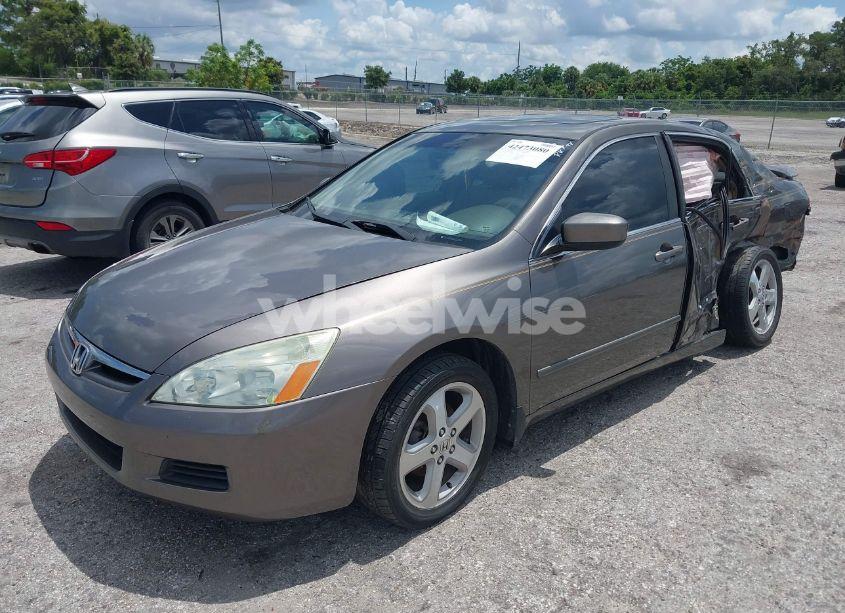Photo 2 of 2007 Honda Accord 3.0 EX (VIN 1HGCM65877A044148)