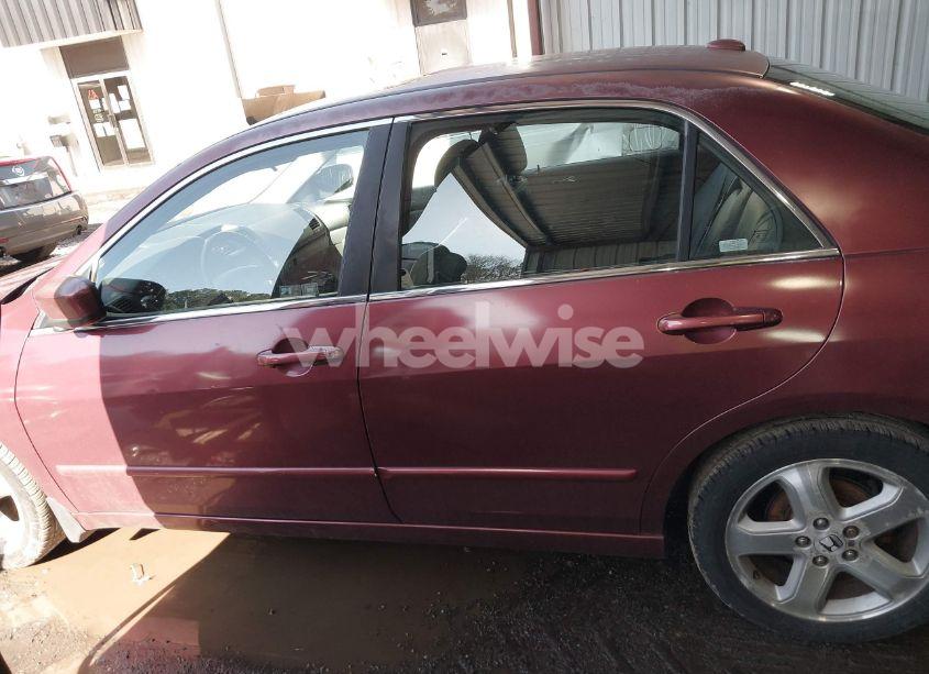 Photo 13 of 2006 Honda Accord 3.0 EX (VIN 1HGCM65896A019153)