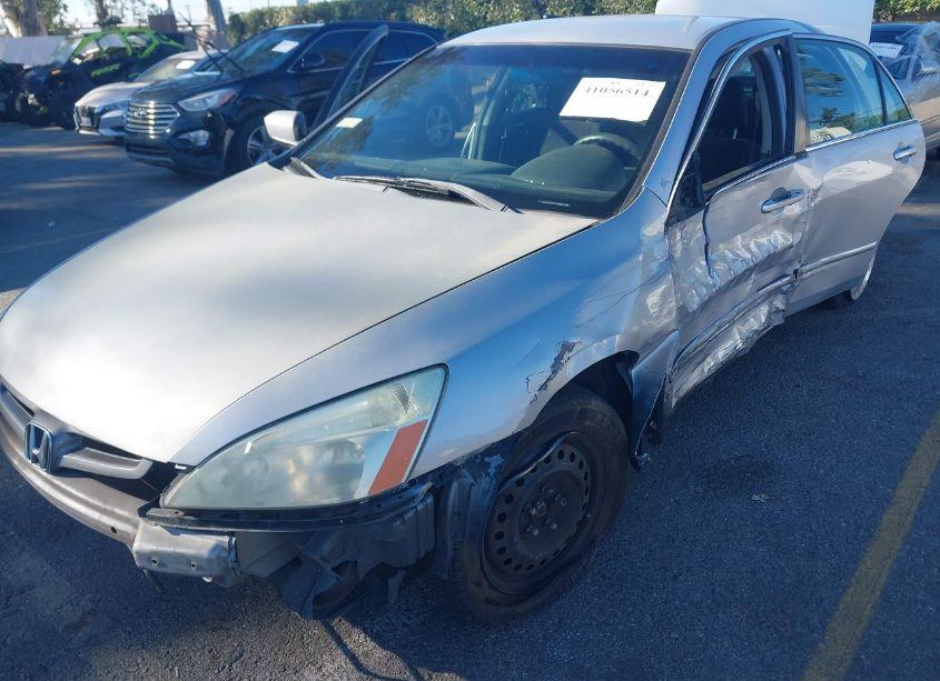 Photo 6 of 2005 Honda Accord 3.0 LX (VIN 1HGCM66305A060305)