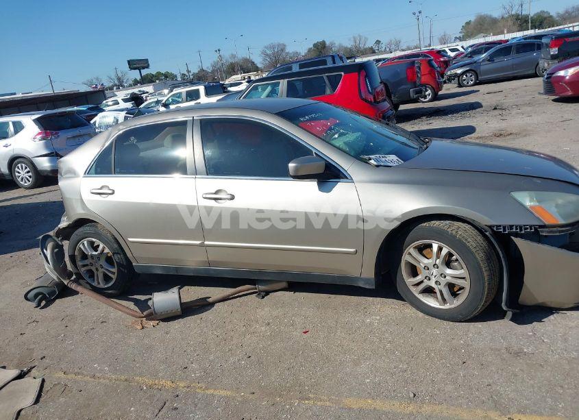 Photo 13 of 2003 Honda Accord 3.0 LX (VIN 1HGCM66313A079684)