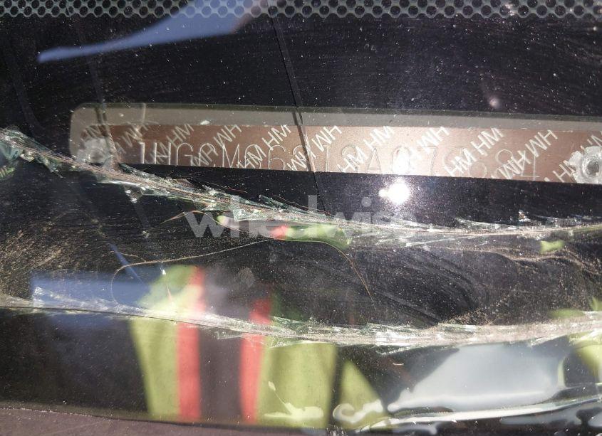 Photo 9 of 2003 Honda Accord 3.0 LX (VIN 1HGCM66313A079684)